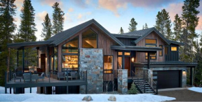 5BR Luxury Escape Hot Tub Views Private Shuttle Breckenridge